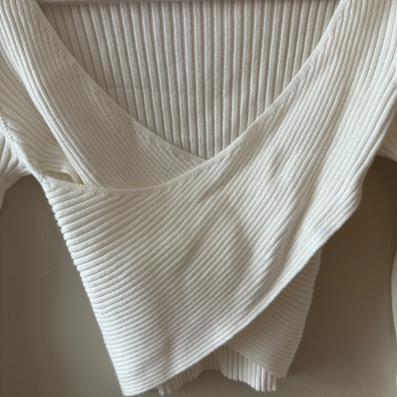Forever 21 Ribbed Cross Front Sweater - Picture 3 of 4